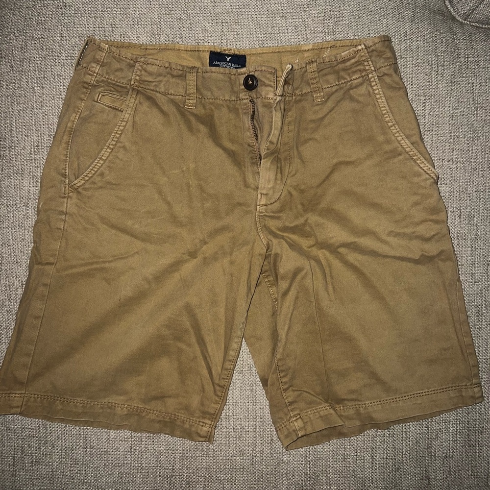 AE American Eagle Classic 8" Khaki Short